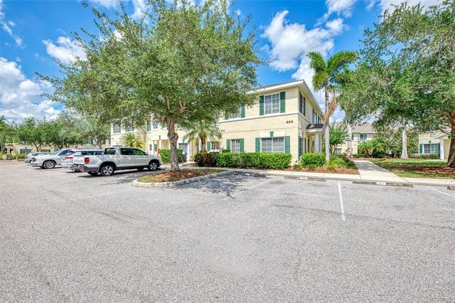305 CAPE HARBOUR LOOP 104, Bradenton, FL 34212