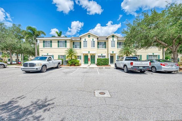 305 CAPE HARBOUR LOOP 104, Bradenton, FL 34212