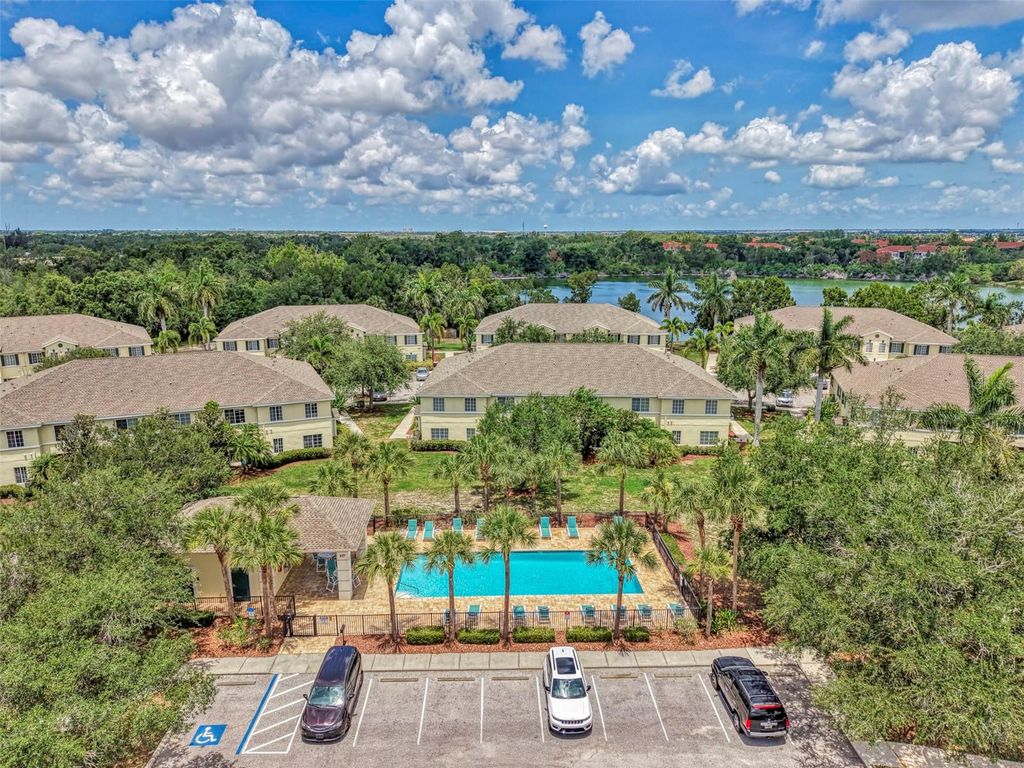 Image 50 of property listing at 305 CAPE HARBOUR LOOP 104, Bradenton, FL 34212