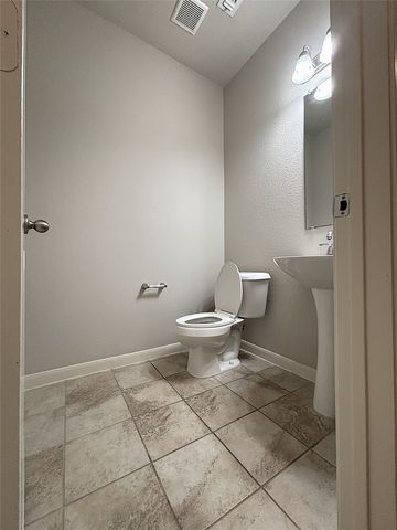 5030 Royal Springs Drive, Forney, TX 75126