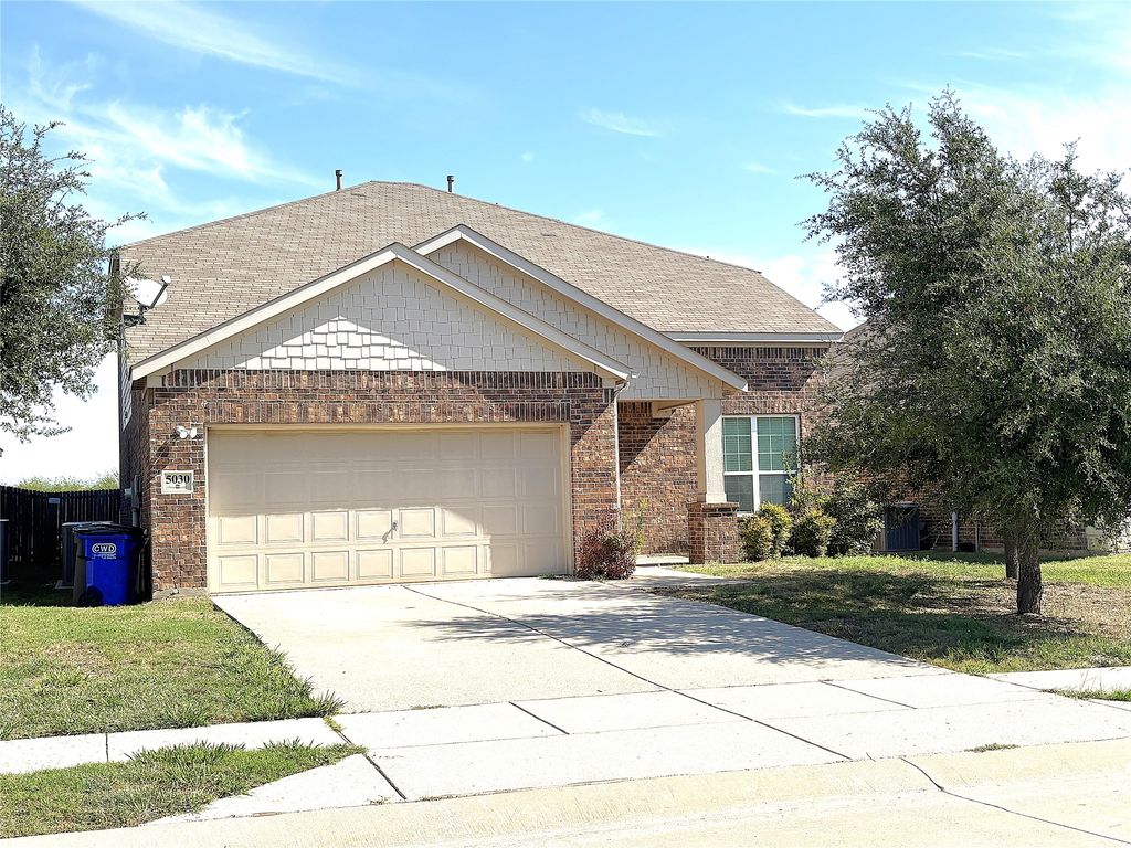 5030 Royal Springs Drive, Forney, TX 75126