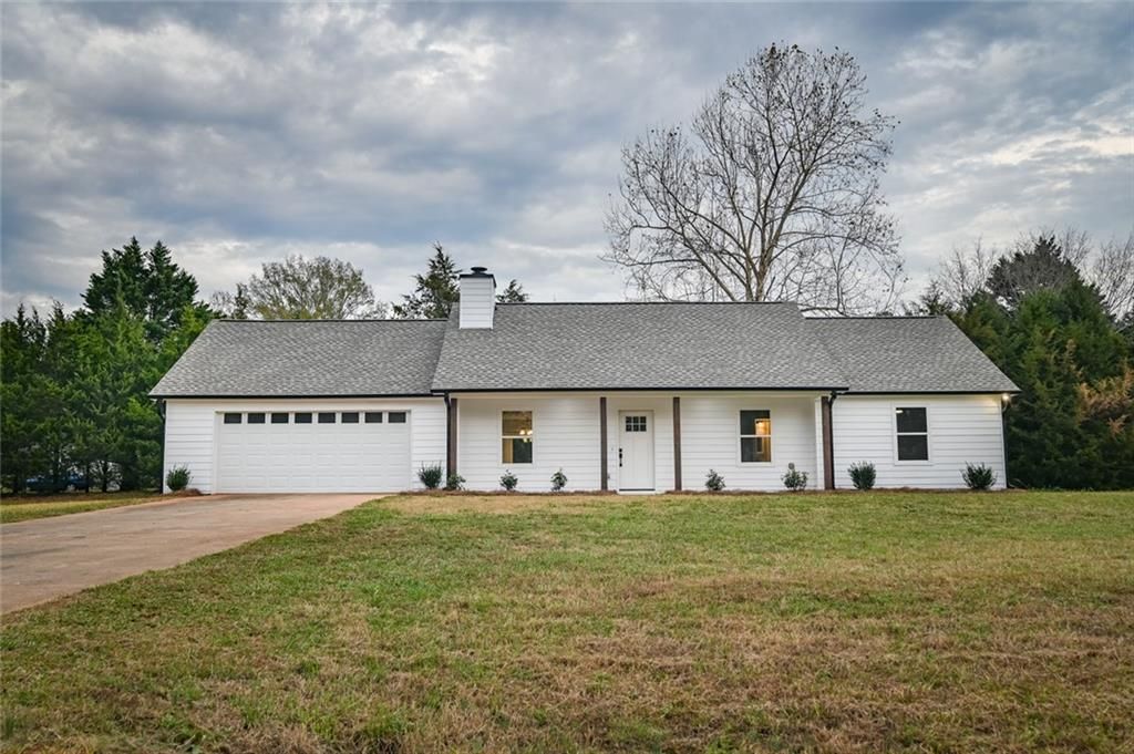 52 Deer Run Circle, Newborn, GA 30056