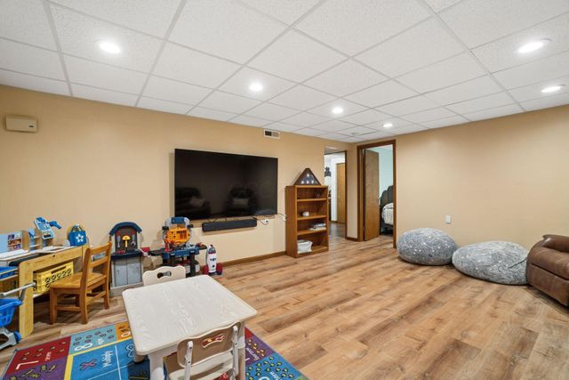 1402 Pegwood Drive, Columbus, OH 43229