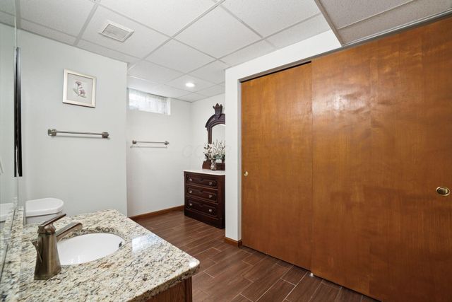 1402 Pegwood Drive, Columbus, OH 43229