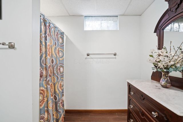 1402 Pegwood Drive, Columbus, OH 43229