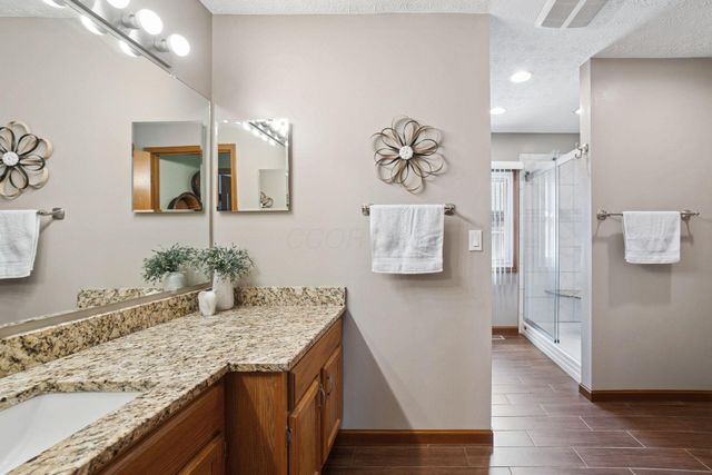 1402 Pegwood Drive, Columbus, OH 43229