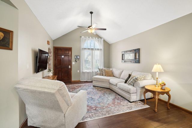 1402 Pegwood Drive, Columbus, OH 43229