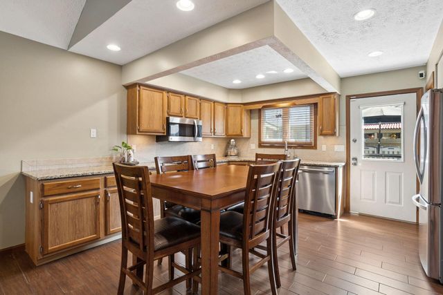 1402 Pegwood Drive, Columbus, OH 43229