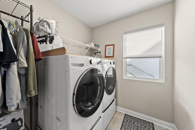 5728 Shadowfair Lane, Powell, OH 43065