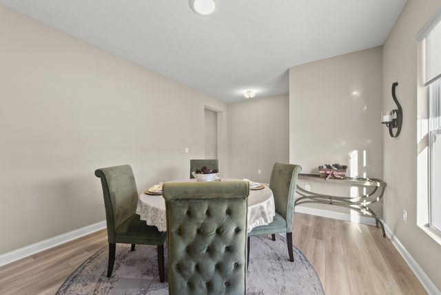 5728 Shadowfair Lane, Powell, OH 43065