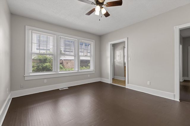 1033 E 05th Street, Chattanooga, TN 37403