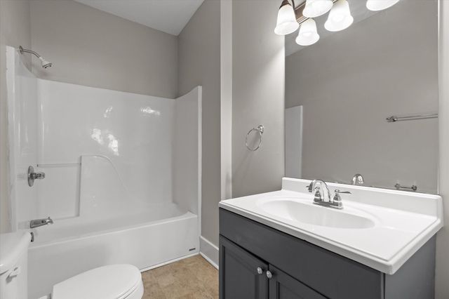1033 E 05th Street, Chattanooga, TN 37403