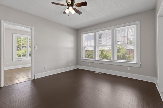 1033 E 05th Street, Chattanooga, TN 37403