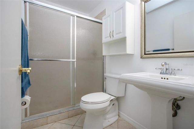 2204 HARTLEBURY WAY 460, Sun City Center, FL 33573