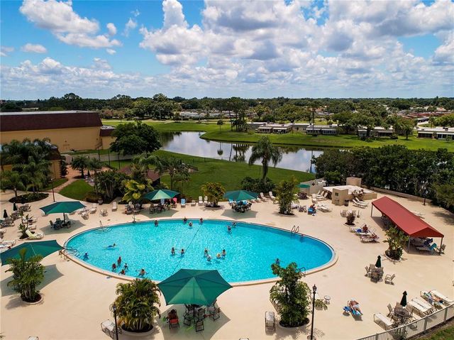 2204 HARTLEBURY WAY 460, Sun City Center, FL 33573