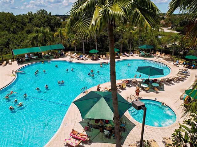 2204 HARTLEBURY WAY 460, Sun City Center, FL 33573