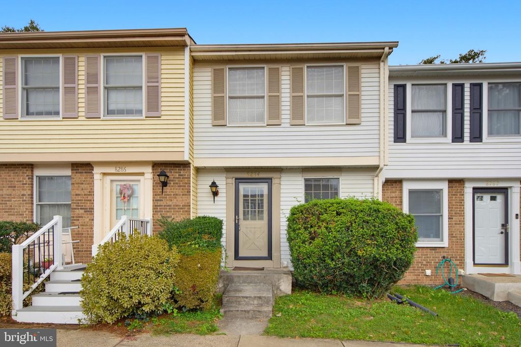 8284 CRESTMONT CIR, Springfield, VA 22153