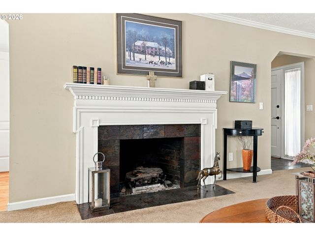 24420 Se HOFFMEISTER Rd, Damascus, OR 97089