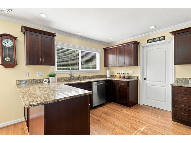 24420 Se HOFFMEISTER Rd, Damascus, OR 97089