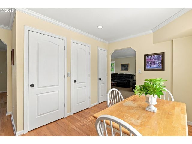 24420 Se HOFFMEISTER Rd, Damascus, OR 97089