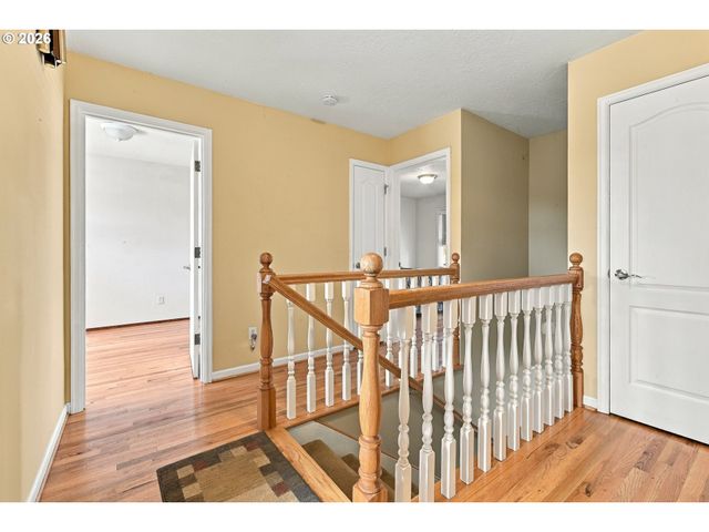 24420 Se HOFFMEISTER Rd, Damascus, OR 97089