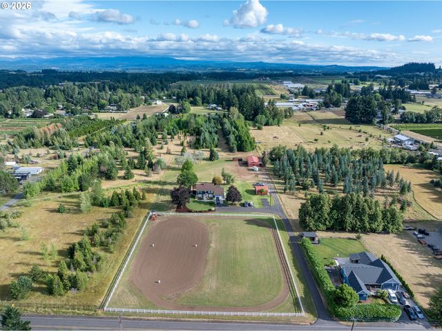 24420 Se HOFFMEISTER Rd, Damascus, OR 97089