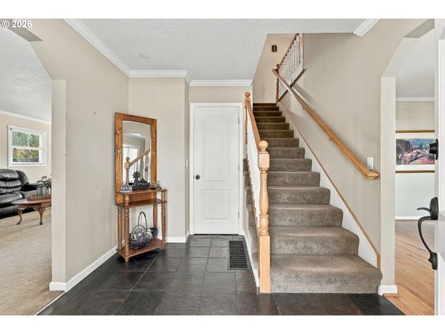 24420 Se HOFFMEISTER Rd, Damascus, OR 97089