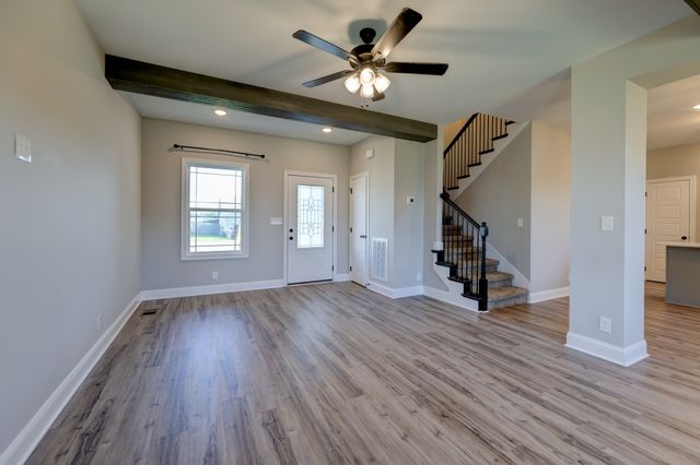 2038 Jackie Lorraine Dr, Clarksville, TN 37042
