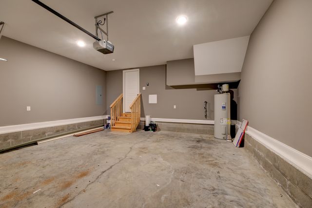 2038 Jackie Lorraine Dr, Clarksville, TN 37042
