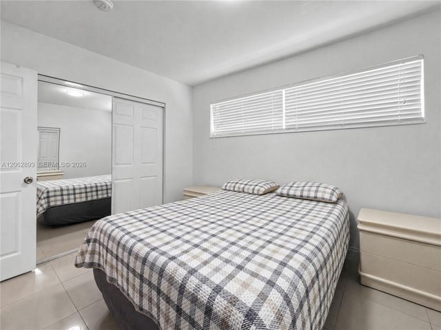 11271 SW 176th St, Miami, FL 33157