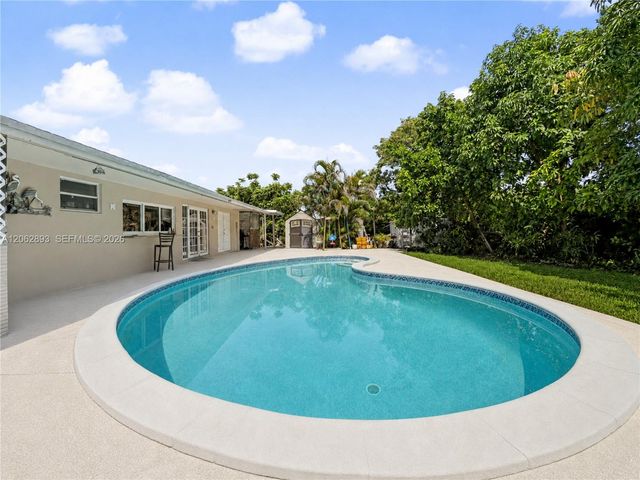 11271 SW 176th St, Miami, FL 33157