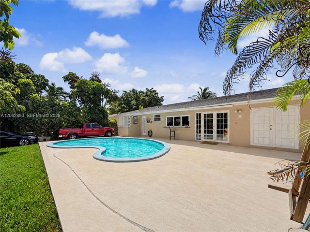 11271 SW 176th St, Miami, FL 33157