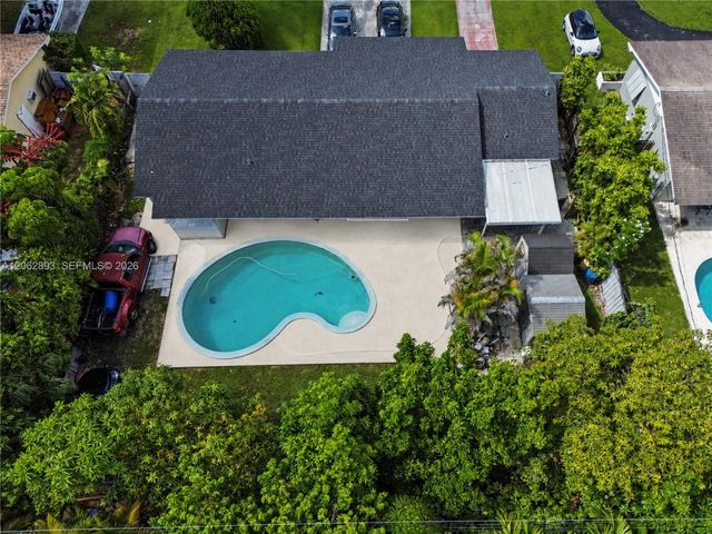 11271 SW 176th St, Miami, FL 33157