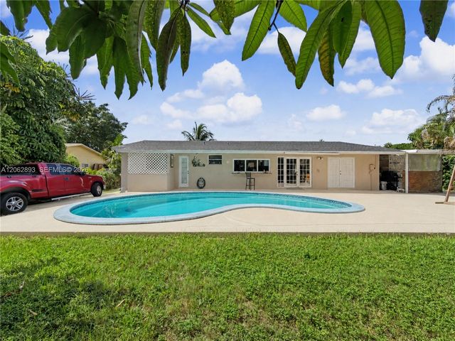 11271 SW 176th St, Miami, FL 33157
