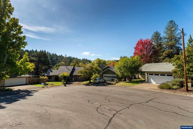 2620 NW Ginseng Pl, Corvallis, OR 97330