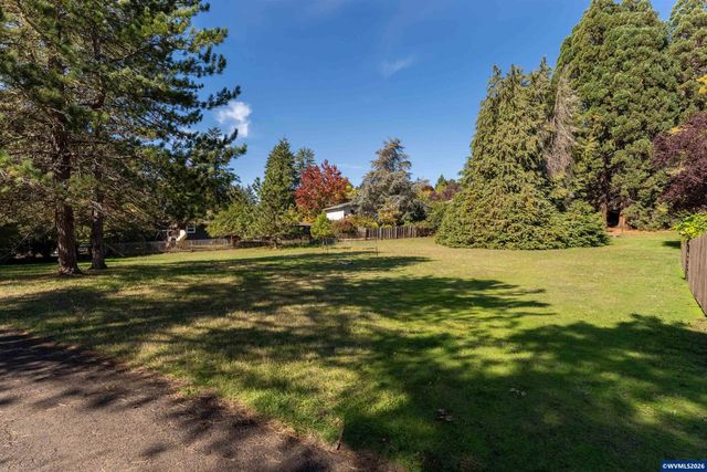 2620 NW Ginseng Pl, Corvallis, OR 97330