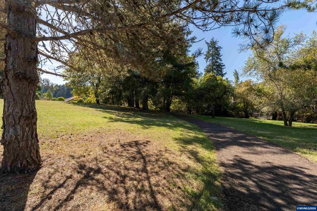 2620 NW Ginseng Pl, Corvallis, OR 97330
