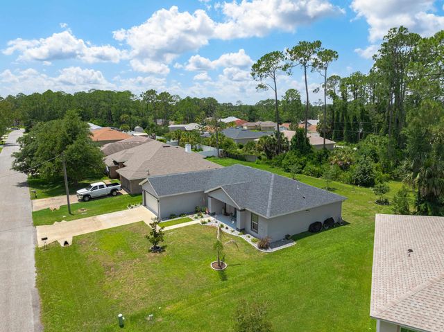 70 Parkway Dr, Palm Coast, FL 32164