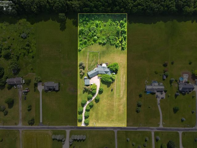 16727 Pitts Road, Wellington, OH 44090