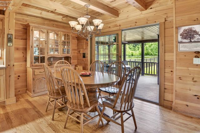 16727 Pitts Road, Wellington, OH 44090