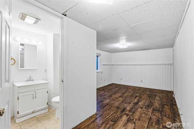 8434 34th Avenue S, Seattle, WA 98118