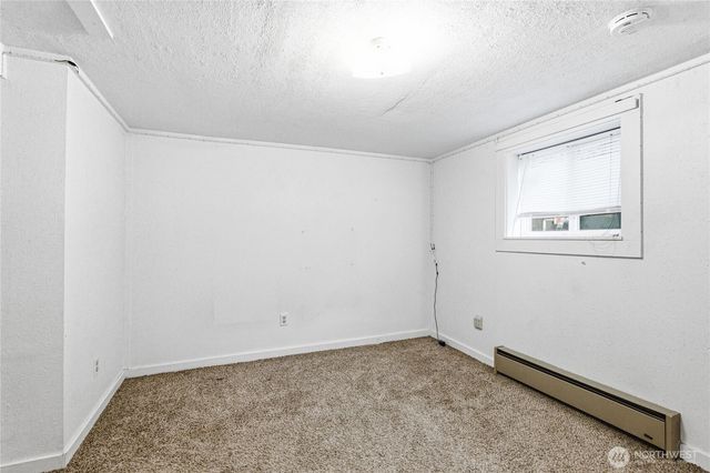 8434 34th Avenue S, Seattle, WA 98118