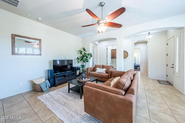 8748 E INCA Circle, Mesa, AZ 85207