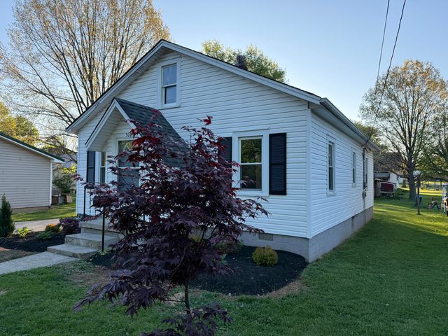 508 Pendleton Street, Falmouth, KY 41040