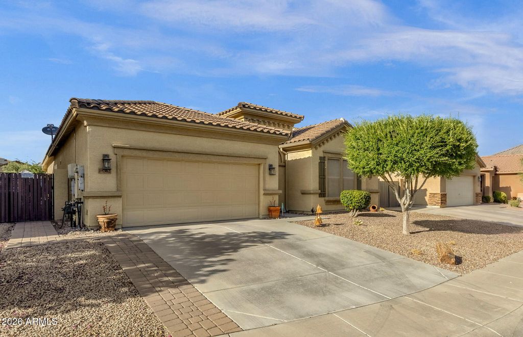 18362 W MARCONI Avenue, Surprise, AZ 85388