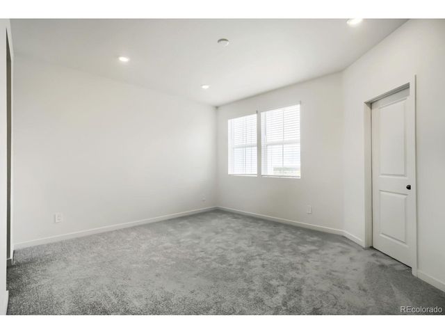 3075 Gladstone Ave, Loveland, CO 80538