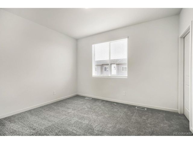 3075 Gladstone Ave, Loveland, CO 80538