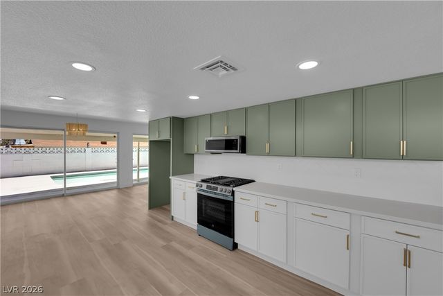 1524 Bonita Avenue, Las Vegas, NV 89104