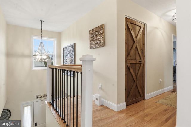 6083 JENNIFER LN, Spring Grove, PA 17362