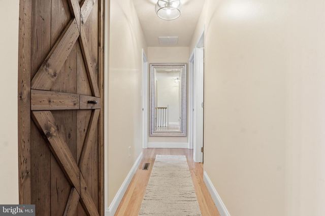 6083 JENNIFER LN, Spring Grove, PA 17362